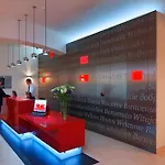布拉格红与蓝设计酒店 布拉格