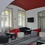 Red & Blue Design Prag