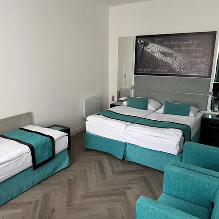 Red & Blue Design 4* Prague