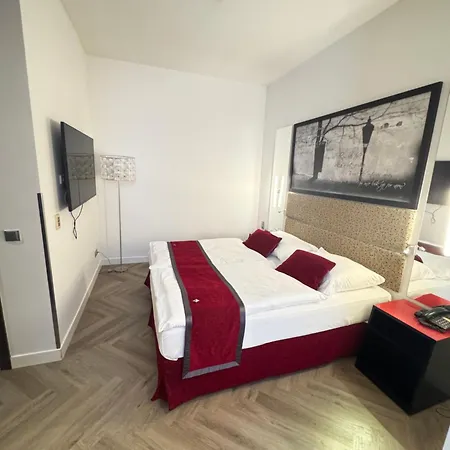 Red & Blue Design Hotel