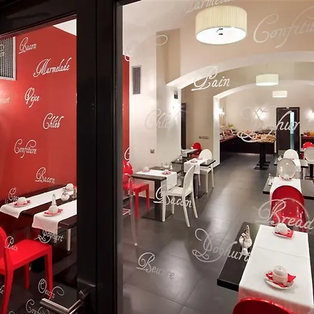 Hotel Red & Blue Design