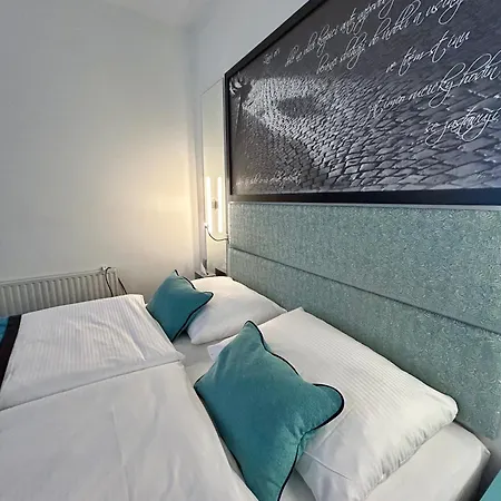 Hotel Red & Blue Design Praga