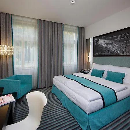 Hotel Red & Blue Design Prague